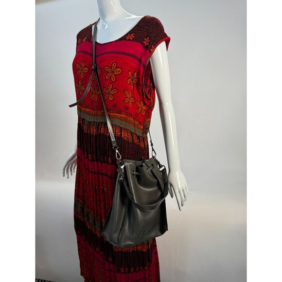 Neiman Marcus Gray Leather Look Drawstring Crossbody Bag Adjustable Strap - Picture 10 of 16